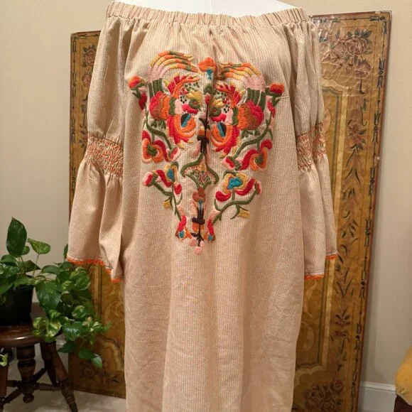 ivy jane embroidered dress Ivy Jane Blocked Embroidery Dress main image 1